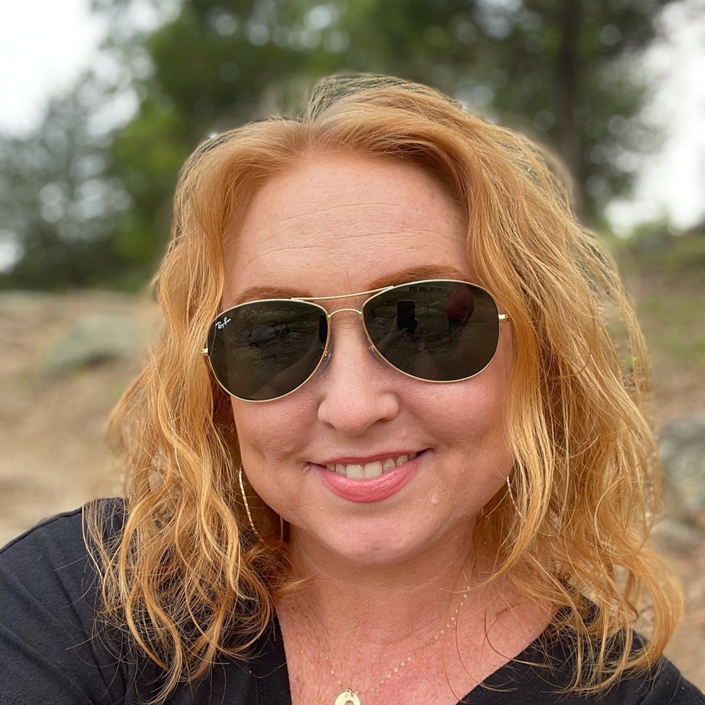 Meet your Posher, Cara